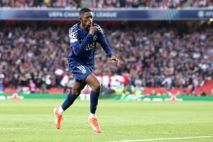 必发注册入口-法媒预测巴黎首发：杜埃+K7+巴尔科拉组成锋线，登贝莱替补待命