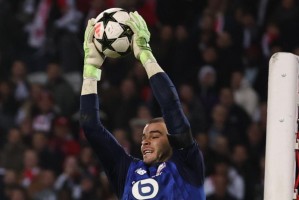 法媒：巴黎与里尔口头谈妥切瓦利尔转会，4000万欧签约5年